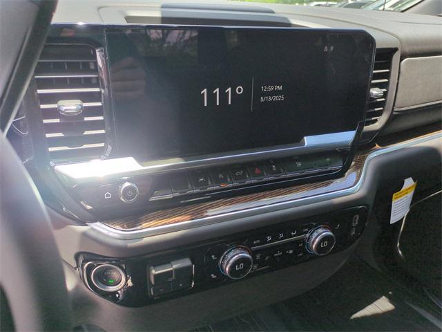 new 2025 GMC Sierra 1500 car, priced at $52,757
