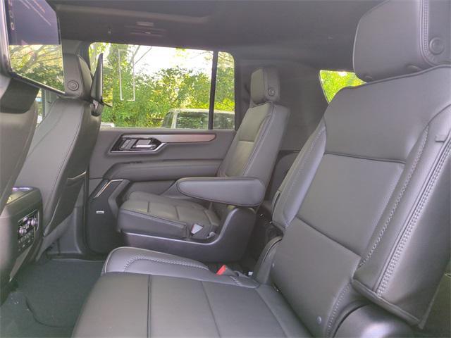 new 2025 GMC Yukon XL car