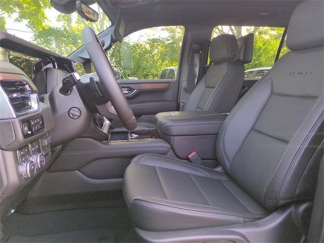 new 2025 GMC Yukon XL car