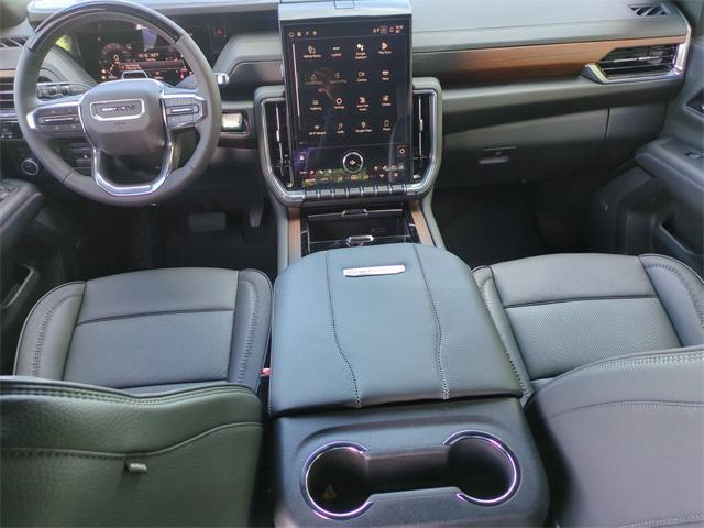 new 2025 GMC Yukon XL car