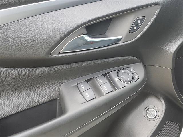new 2025 Buick Envista car, priced at $26,293