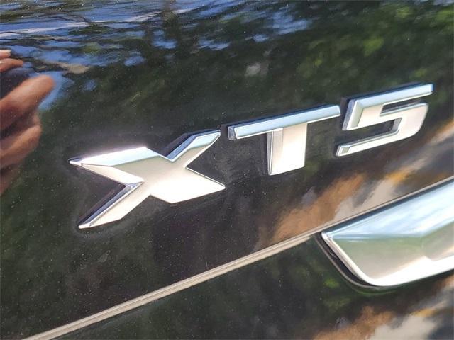 used 2019 Cadillac XT5 car, priced at $20,999