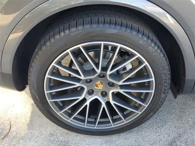 used 2019 Porsche Cayenne car, priced at $34,795