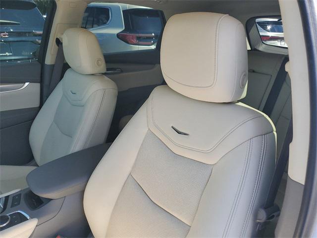 used 2021 Cadillac XT5 car, priced at $23,299