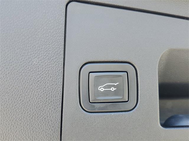 used 2019 Cadillac XT4 car, priced at $20,850