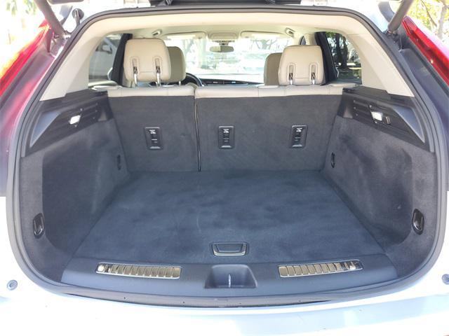 used 2019 Cadillac XT4 car, priced at $20,850