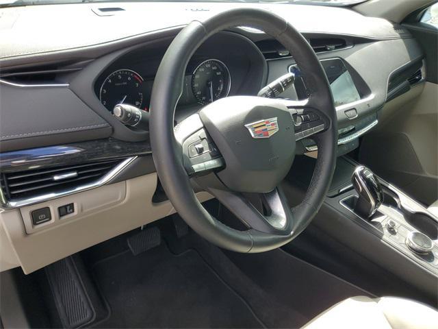 used 2021 Cadillac XT4 car, priced at $25,499