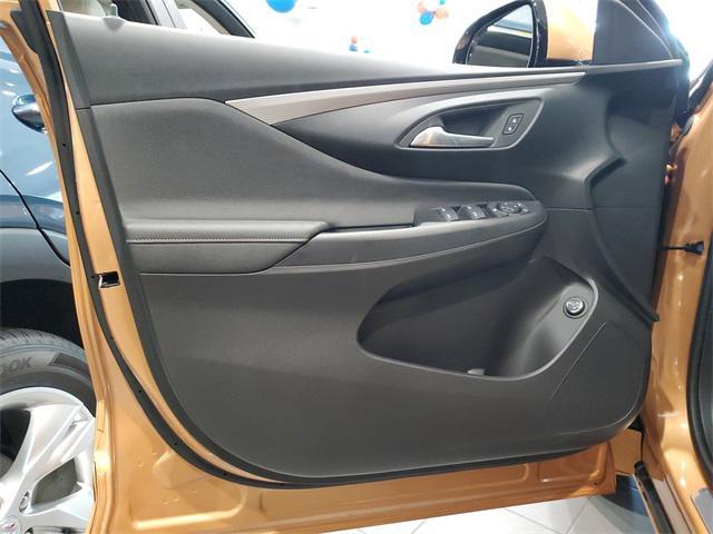 new 2025 Buick Envista car, priced at $31,884