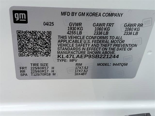 new 2025 Buick Envista car, priced at $26,785