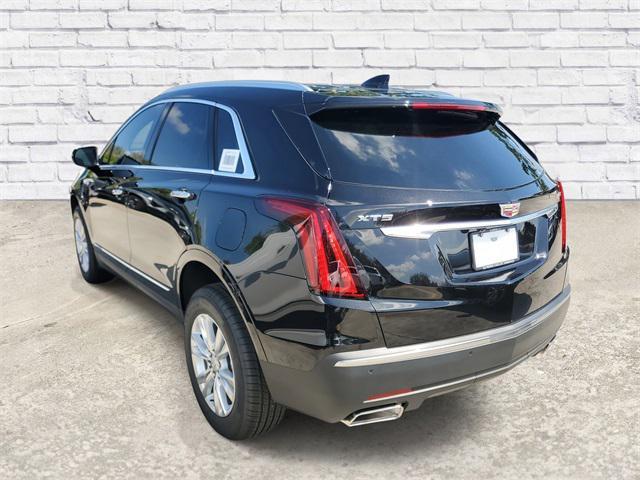 new 2025 Cadillac XT5 car, priced at $45,315