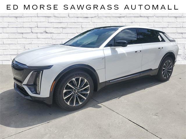 new 2025 Cadillac LYRIQ car, priced at $61,715