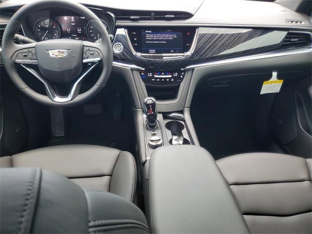 new 2025 Cadillac XT6 car, priced at $58,915
