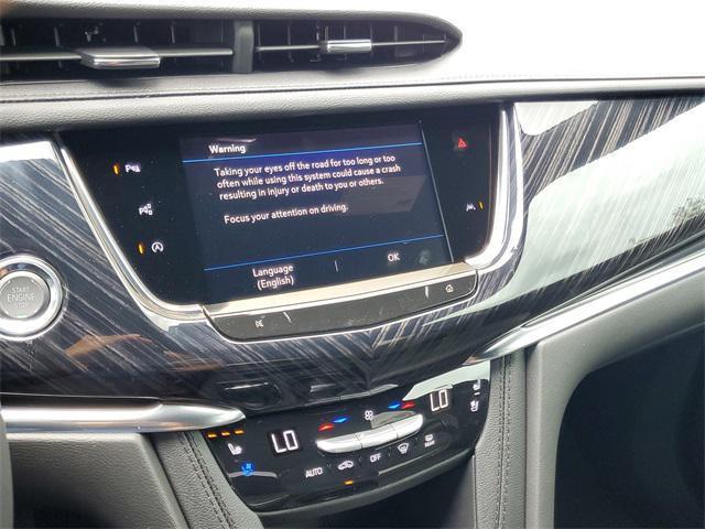new 2025 Cadillac XT6 car, priced at $58,915