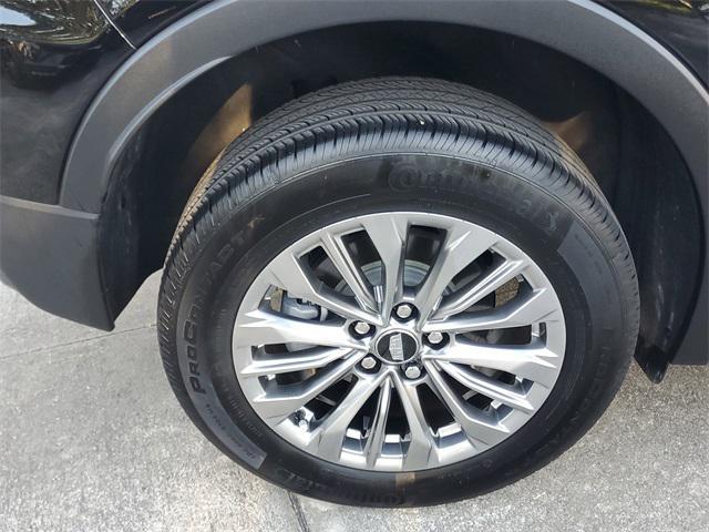 used 2024 Cadillac XT4 car, priced at $31,750