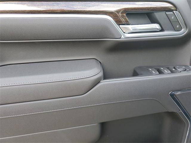 new 2025 GMC Sierra 1500 car, priced at $49,900