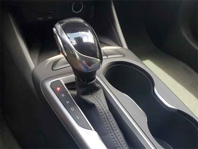 new 2025 Buick Envista car, priced at $26,880