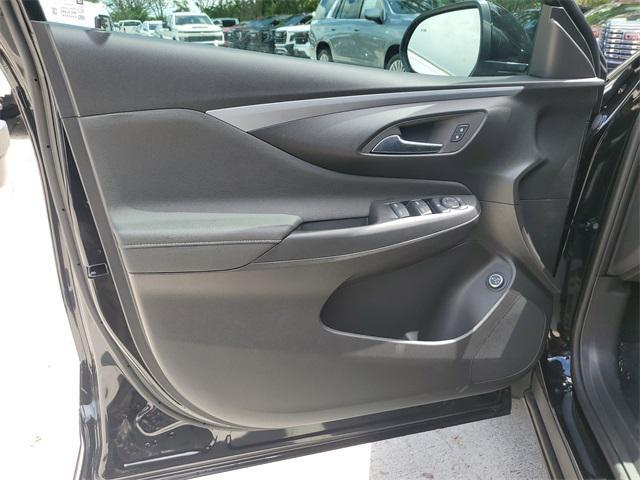 new 2025 Buick Envista car, priced at $26,880