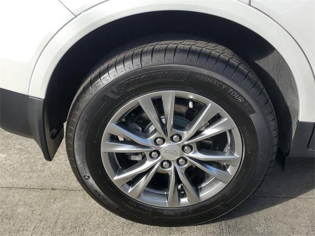 used 2021 Cadillac XT5 car, priced at $28,712