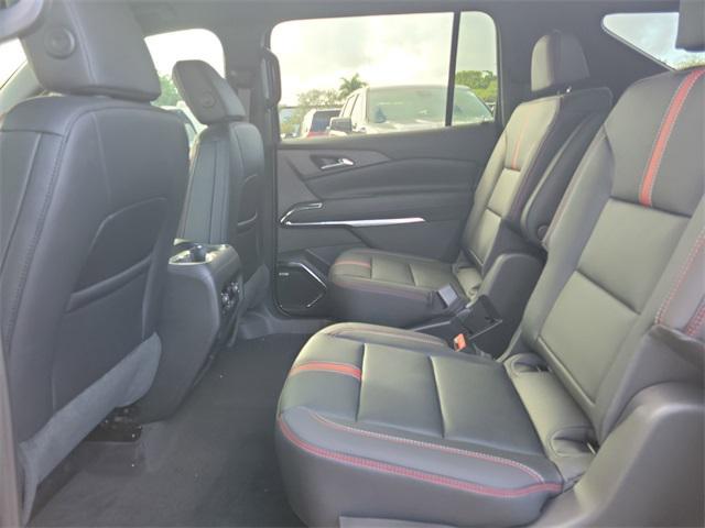 new 2026 Chevrolet Traverse car, priced at $56,412