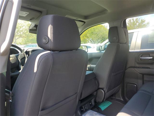 new 2025 Chevrolet Silverado 1500 car, priced at $39,700