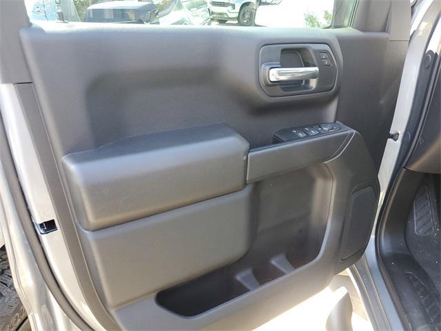 new 2025 Chevrolet Silverado 1500 car, priced at $39,700