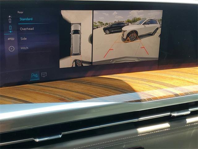 new 2025 Cadillac Escalade ESV car