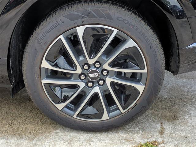 new 2025 Cadillac OPTIQ car, priced at $54,990