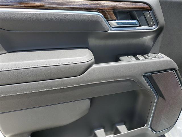 new 2025 GMC Sierra 1500 car, priced at $48,608