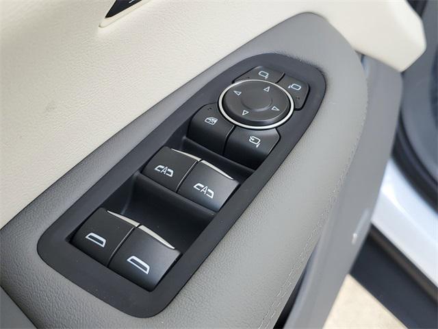 new 2026 Cadillac XT5 car, priced at $57,319