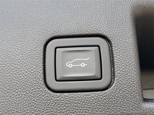 used 2023 Chevrolet Equinox car, priced at $21,732