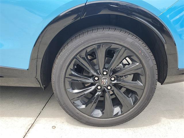 new 2025 Buick Envista car, priced at $26,849