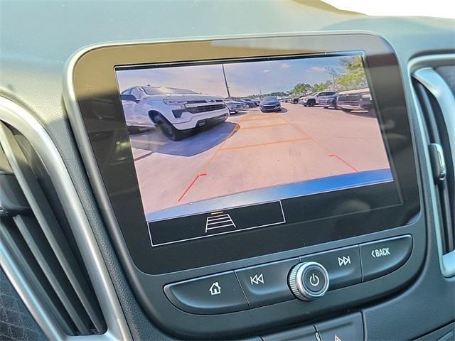 new 2025 Chevrolet Malibu car, priced at $28,245