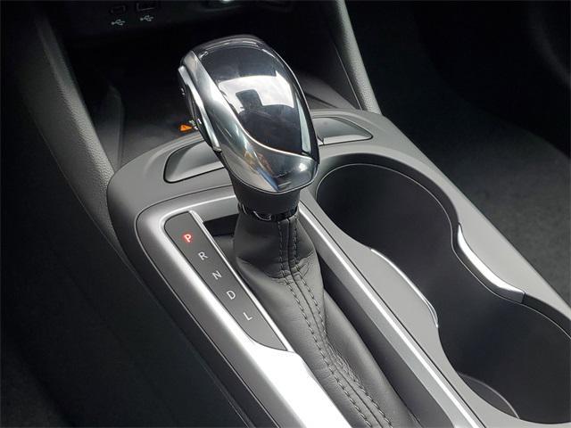 new 2025 Buick Envista car, priced at $26,753