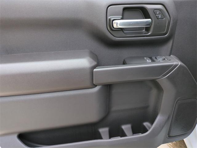 new 2025 Chevrolet Silverado 1500 car, priced at $30,957