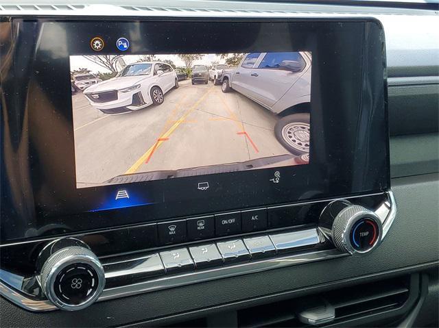 new 2025 Chevrolet Colorado car, priced at $33,373