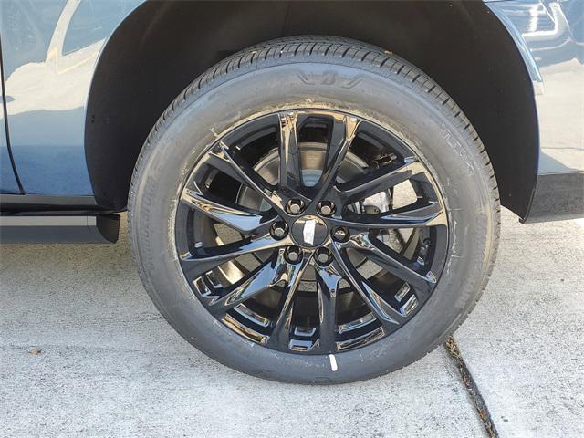 new 2026 Cadillac Escalade ESV car