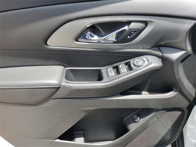 used 2023 Chevrolet Traverse car, priced at $30,950