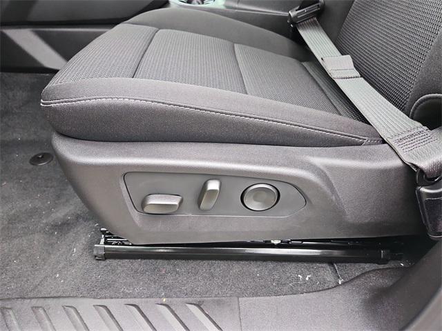 new 2025 Chevrolet Colorado car, priced at $35,995