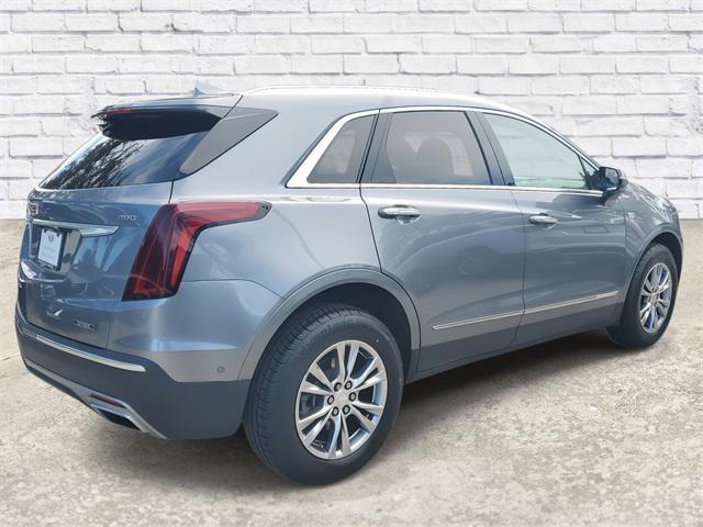 used 2022 Cadillac XT5 car, priced at $30,499