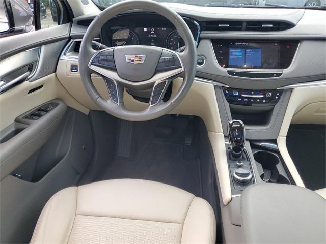 used 2022 Cadillac XT5 car, priced at $30,499