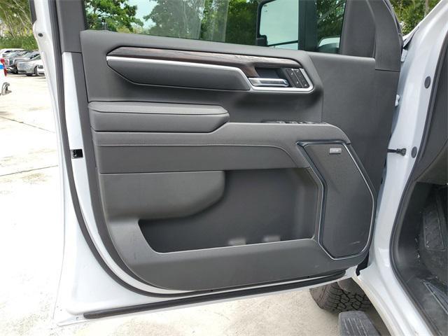 new 2025 GMC Sierra 2500 car, priced at $84,140