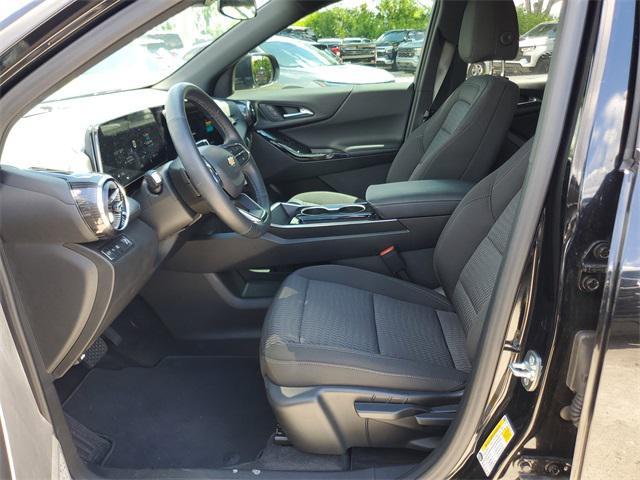new 2025 Chevrolet Equinox car, priced at $23,401