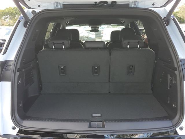 new 2026 Chevrolet Traverse car, priced at $57,319