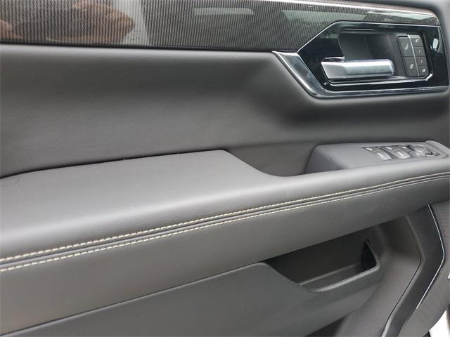 new 2025 GMC Yukon car, priced at $77,904
