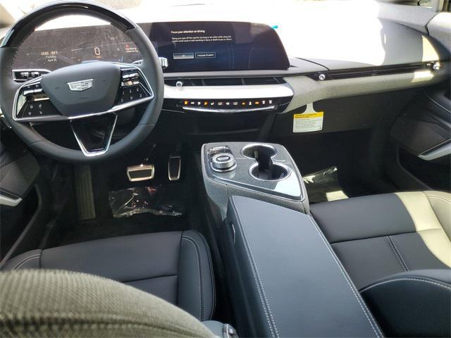 new 2025 Cadillac OPTIQ car, priced at $55,914