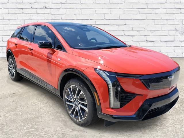 new 2025 Cadillac OPTIQ car, priced at $55,914