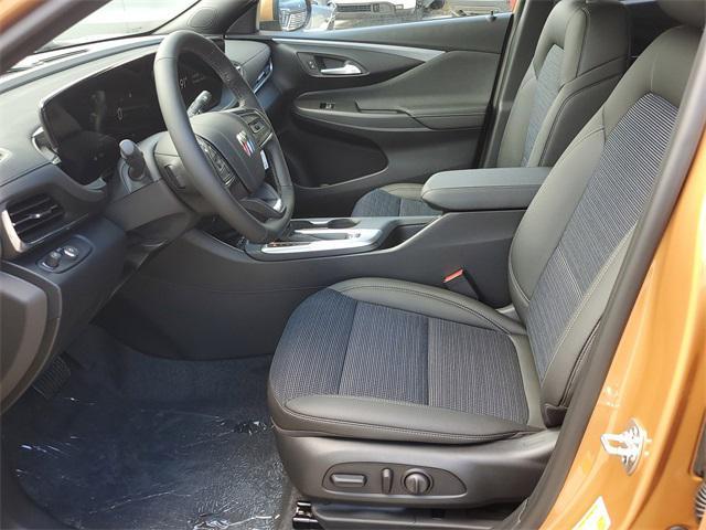 new 2025 Buick Envista car, priced at $27,280