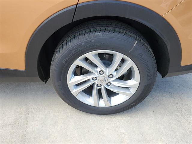new 2025 Buick Envista car, priced at $27,280