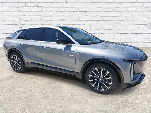 new 2025 Cadillac LYRIQ car, priced at $60,590