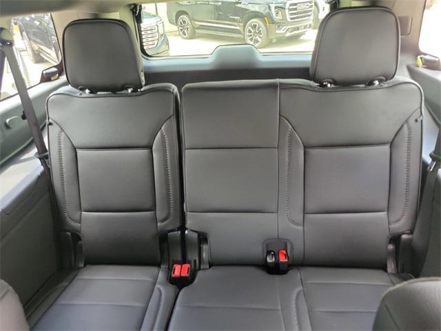 new 2025 GMC Yukon XL car